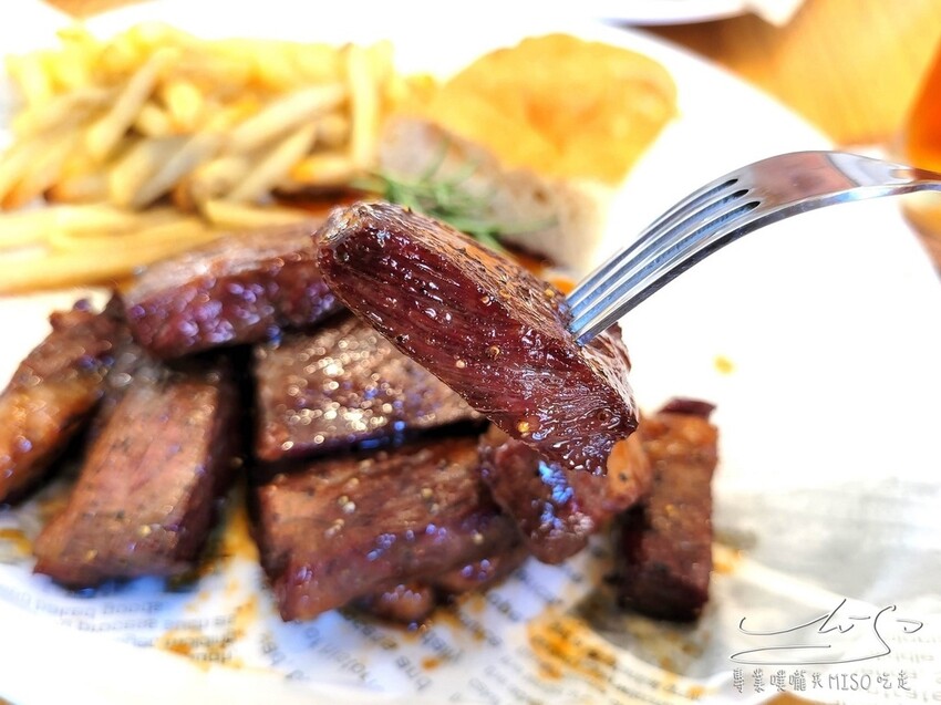【桃園桌遊】奎爾斯複合式餐飲x彩虹桌遊 ➤ 吃美食玩桌遊,週末悠閒好地點!桃園休假娛樂好選擇,近大檜溪公