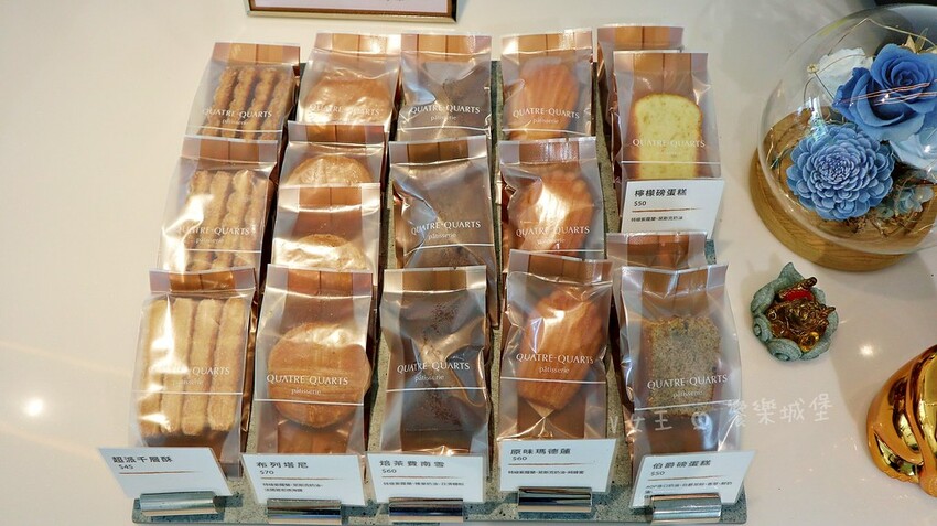 彷彿瞬間置身於甜點天堂！這裡不僅有超高質感的法式甜品，還能一邊欣賞美景，一邊享受美食的療癒時光