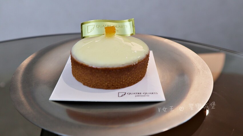 彷彿瞬間置身於甜點天堂！這裡不僅有超高質感的法式甜品，還能一邊欣賞美景，一邊享受美食的療癒時光