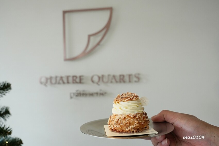 淡水老街美食推薦|幻日線法式甜點~淡水河岸旁小巧精緻的甜點,好吃不甜膩,白色韓系網美環境好好拍