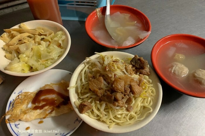 彰化美食阿圖爌肉飯｜彰化爌肉飯小吃美食，宵夜美食推薦