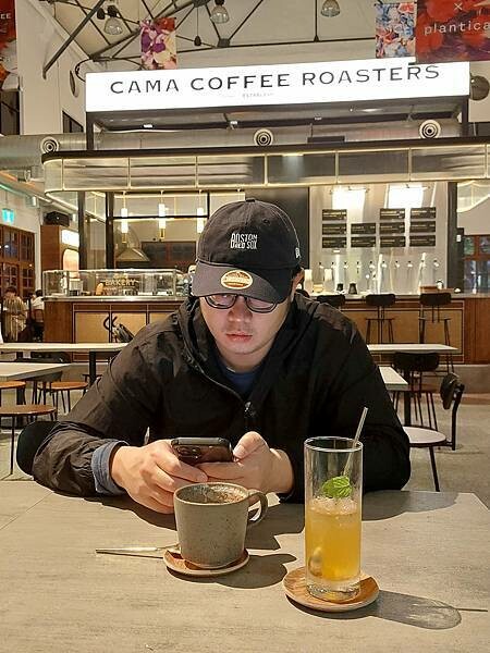 松菸｜【CAMA COFFEE ROASTERS豆留文青】古蹟咖啡餐酒館