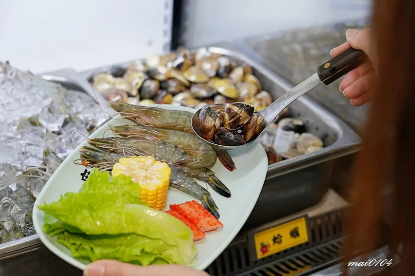 林口火鍋吃到飽｜魔椒頂級鴛鴦鍋林口總店～吃到飽的價格、單點的