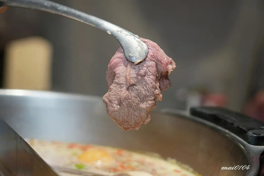 林口火鍋吃到飽｜魔椒頂級鴛鴦鍋林口總店～吃到飽的價格、單點的