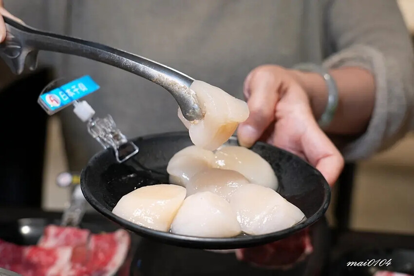 林口火鍋吃到飽｜魔椒頂級鴛鴦鍋林口總店～吃到飽的價格、單點的