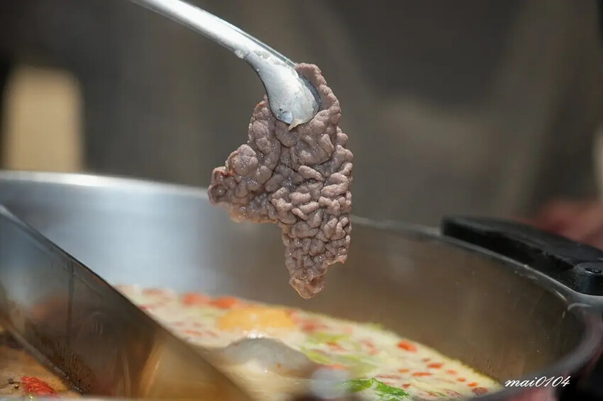 林口火鍋吃到飽｜魔椒頂級鴛鴦鍋林口總店～吃到飽的價格、單點的