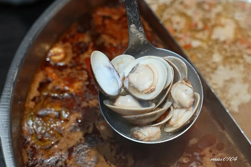 林口火鍋吃到飽｜魔椒頂級鴛鴦鍋林口總店～吃到飽的價格、單點的
