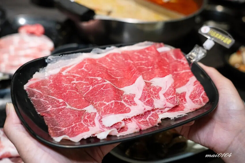 林口火鍋吃到飽｜魔椒頂級鴛鴦鍋林口總店～吃到飽的價格、單點的