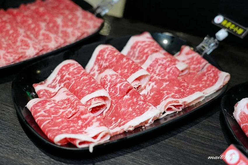 林口火鍋吃到飽｜魔椒頂級鴛鴦鍋林口總店～吃到飽的價格、單點的