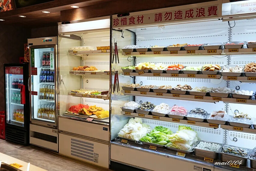 林口火鍋吃到飽｜魔椒頂級鴛鴦鍋林口總店～吃到飽的價格、單點的