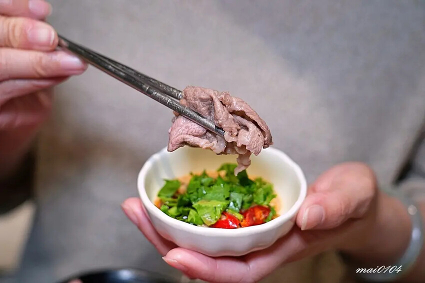 林口火鍋吃到飽｜魔椒頂級鴛鴦鍋林口總店～吃到飽的價格、單點的