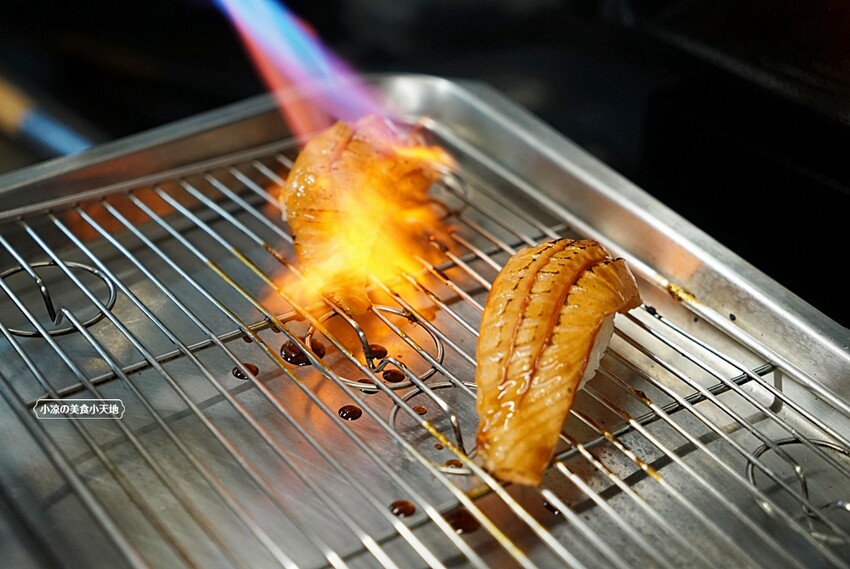 厚切生魚片超銷魂!!在地饕客狂推,真材實料高CP值,壽司、手捲、湯品任你選,家庭、公司行號外帶聚餐美食