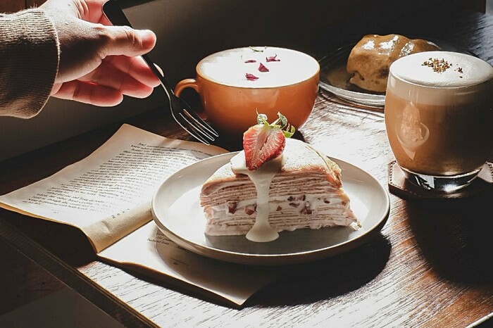 厚切生魚片超銷魂!!在地饕客狂推,真材實料高CP值,壽司、手捲、湯品任你選,家庭、公司行號外帶聚餐美食