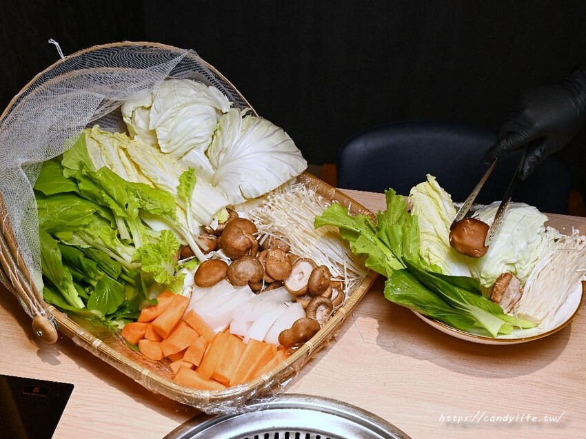 絵馬別邸｜築間燒肉新品牌，套餐最低1680元起，營業至凌晨兩點半