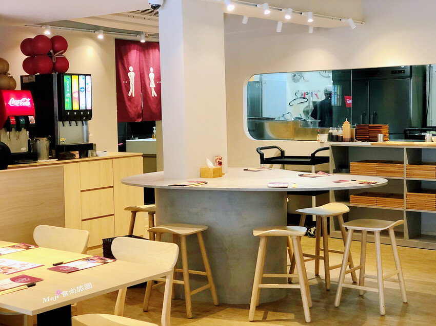 IMG_9300.JPG IMG_9300.JPG