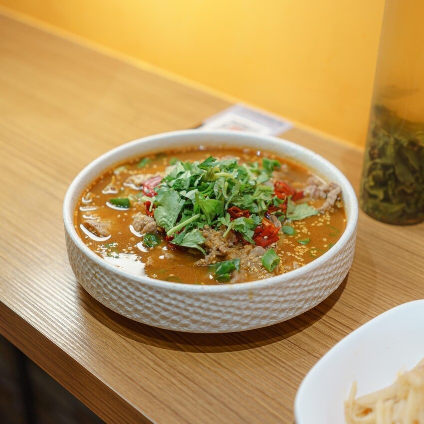 台北 松山區 成都滿庭芳 川式料理 小巨蛋 酸菜魚 水煮牛 5.jpg