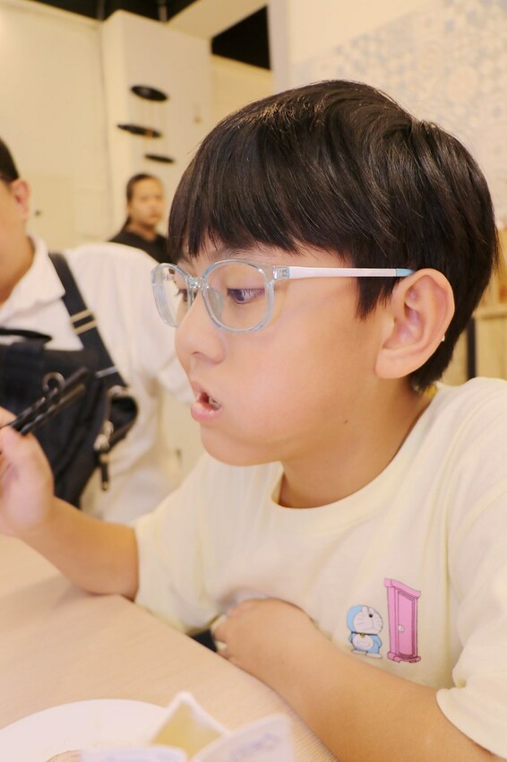 隱身巷弄的小餐館也能吃到道地粵式料理.必點每日限量的廣式脆皮雞| 鳳凰軒簡餐港式料理,菜單價格 嘉義美食