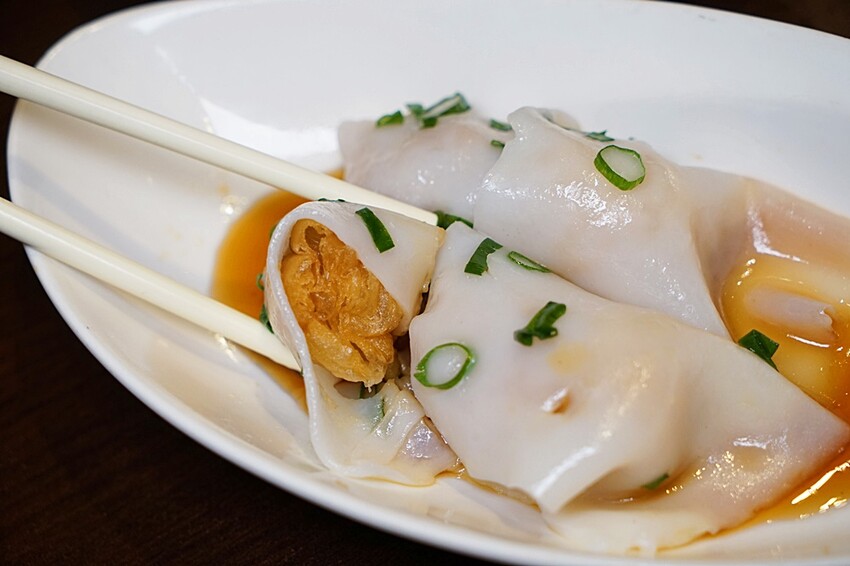 台中超狂單點式港式料理吃到飽！！加碼自助熱鍋區、港式熱炒、粥品等高達60道以上料理任你無限吃~~