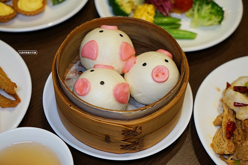 台中超狂單點式港式料理吃到飽！！加碼自助熱鍋區、港式熱炒、粥品等高達60道以上料理任你無限吃~~