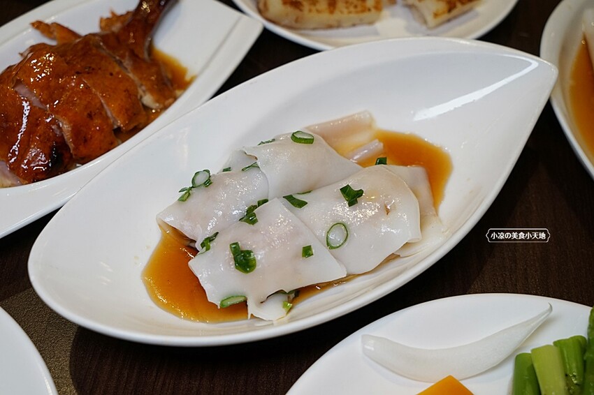 台中超狂單點式港式料理吃到飽！！加碼自助熱鍋區、港式熱炒、粥品等高達60道以上料理任你無限吃~~