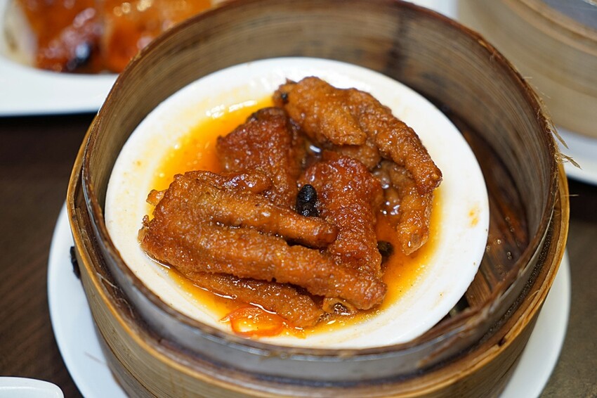 台中超狂單點式港式料理吃到飽！！加碼自助熱鍋區、港式熱炒、粥品等高達60道以上料理任你無限吃~~