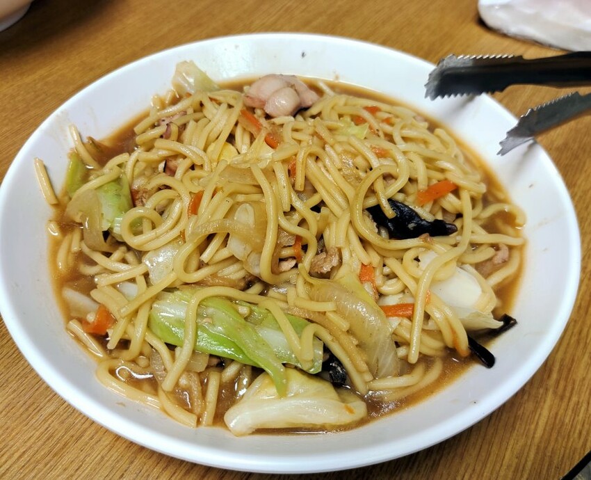 【屏東車城】東洸海鮮(東洸海產店)．在地人多到滿出來的海產店!