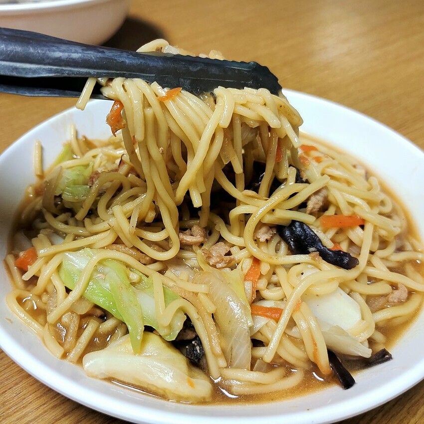 【屏東車城】東洸海鮮(東洸海產店)．在地人多到滿出來的海產店!