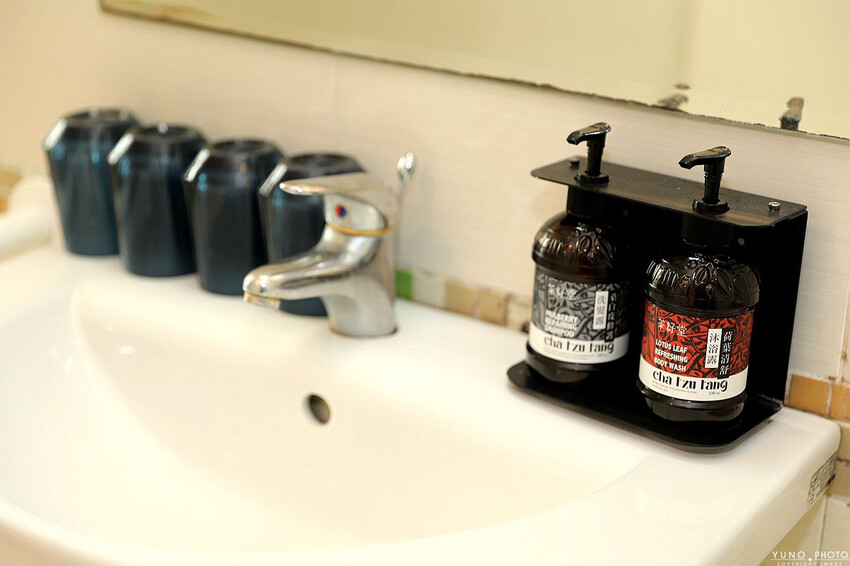 嘉義市西區安蘭居旅店|180度超廣視野俯瞰嘉義市景(嘉義火車站高CP值青年旅館住宿推薦)