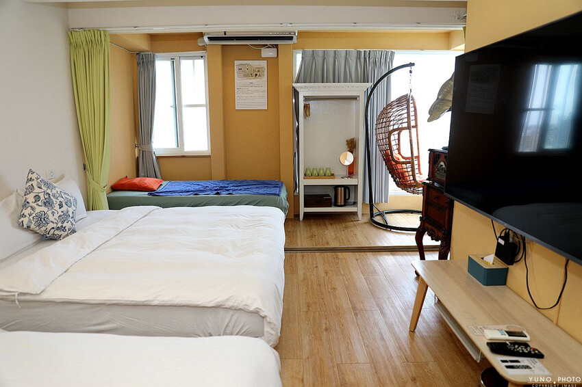 嘉義市西區安蘭居旅店|180度超廣視野俯瞰嘉義市景(嘉義火車站高CP值青年旅館住宿推薦)