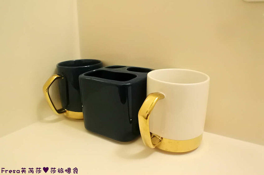 嘉義飯店【安蘭居旅店】高樓遠眺火車的優雅設計系!還有背包客房專屬客廳廚房│嘉義火車站│洗烘衣機│嘉義青旅 - Fresa芙芮莎♥莎旅憶食