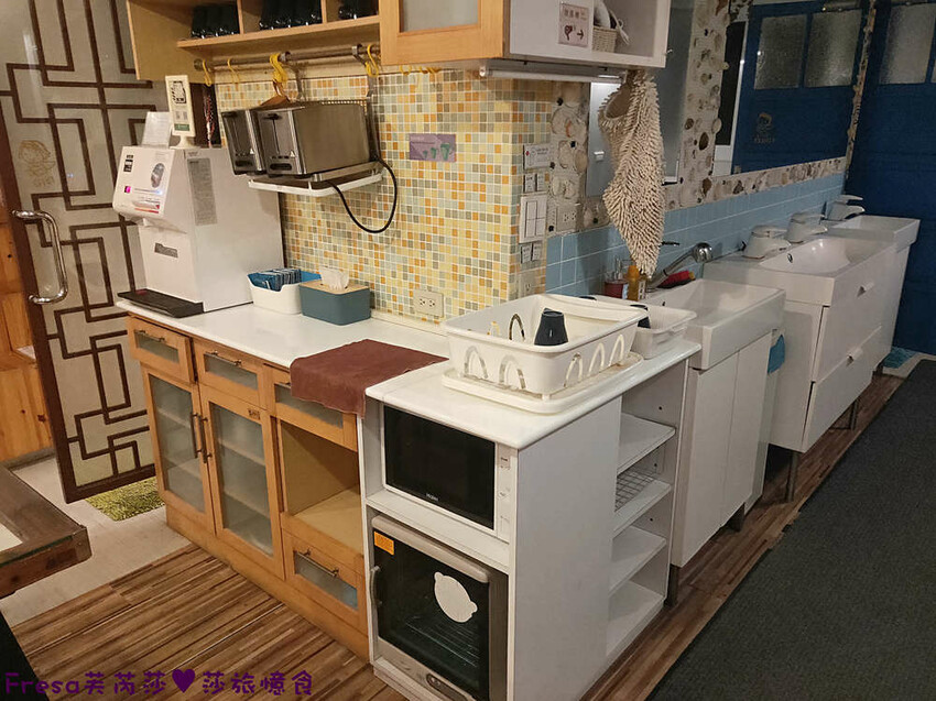 嘉義飯店【安蘭居旅店】高樓遠眺火車的優雅設計系!還有背包客房專屬客廳廚房│嘉義火車站│洗烘衣機│嘉義青旅 - Fresa芙芮莎♥莎旅憶食