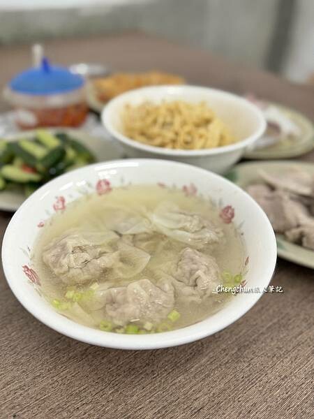 基隆老麵店【稻香軒】餐點好吃，推薦給不趕時間的朋友。