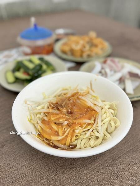 基隆老麵店【稻香軒】餐點好吃，推薦給不趕時間的朋友。