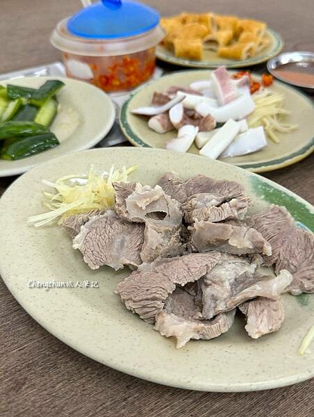 基隆老麵店【稻香軒】餐點好吃，推薦給不趕時間的朋友。