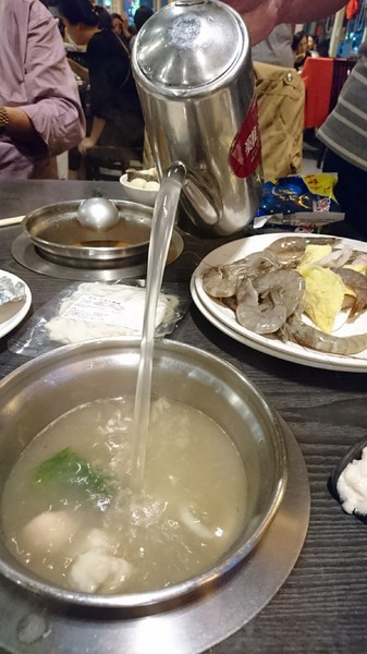 千葉火鍋(大昌尊爵館)：高雄~千葉火鍋(大昌尊爵館)~吃到飽火鍋餐廳~