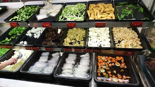 千葉火鍋(大昌尊爵館)：高雄~千葉火鍋(大昌尊爵館)~吃到飽火鍋餐廳~