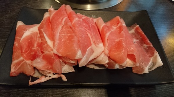 千葉火鍋(大昌尊爵館)：高雄~千葉火鍋(大昌尊爵館)~吃到飽火鍋餐廳~