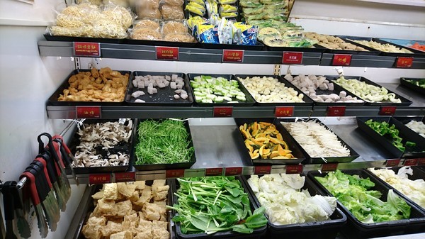 千葉火鍋(大昌尊爵館)：高雄~千葉火鍋(大昌尊爵館)~吃到飽火鍋餐廳~