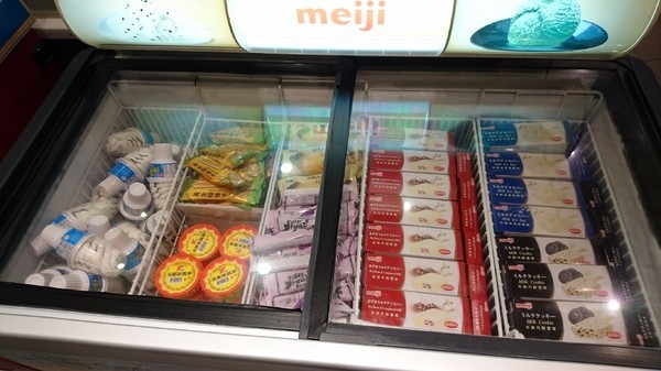 千葉火鍋(大昌尊爵館)：高雄~千葉火鍋(大昌尊爵館)~吃到飽火鍋餐廳~