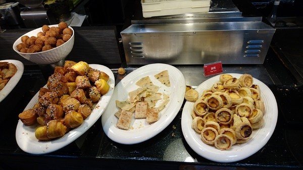 千葉火鍋(大昌尊爵館)：高雄~千葉火鍋(大昌尊爵館)~吃到飽火鍋餐廳~