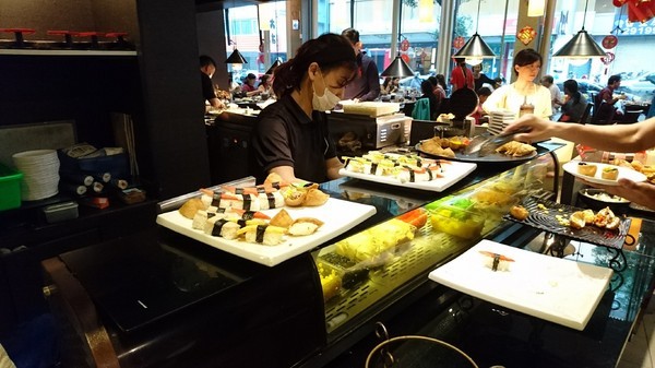 千葉火鍋(大昌尊爵館)：高雄~千葉火鍋(大昌尊爵館)~吃到飽火鍋餐廳~