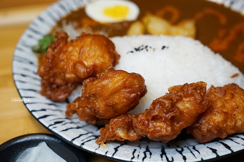 新開幕!!益民一中商圈手炒熟成咖哩、烏龍麵,內用免費升等套餐,還可免費加飯,且無服務費!!