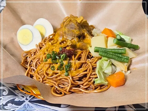 台中必吃正宗馬來西亞美食！叻沙、肉骨茶一次滿足，平價又美味。