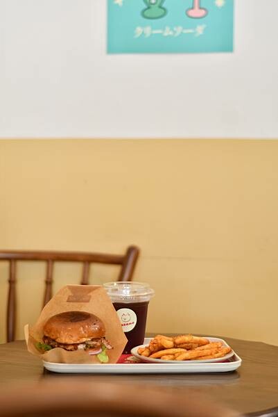 台南市東區【台南東區】KOKOMO 三明治漢堡~小小可愛的日式漢堡三明治專賣店。