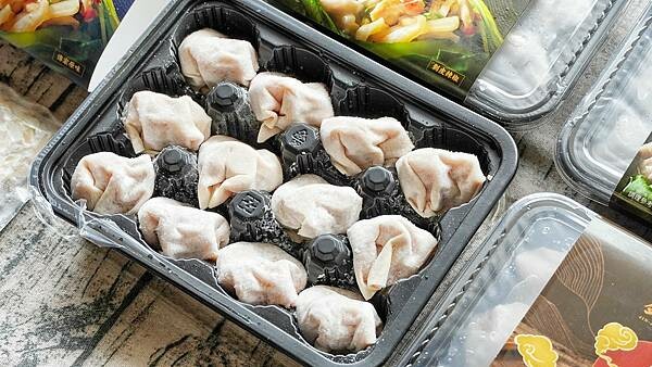 LINE_ALBUM_金家餛飩 二傻夫婦_230225_39.jpg