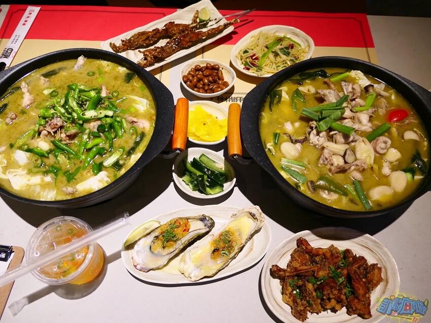 高雄特色美食【爆爆蛙 左營文學店】近高鐵站！全台第一家牛蛙拌鍋專賣店 香辣醇厚獨家秘方湯頭好驚豔！牛蛙烤物、牛蛙炸物人氣必吃！網美最愛獨家爆爆珠氣泡飲 - 跟著凱南瘋旅遊