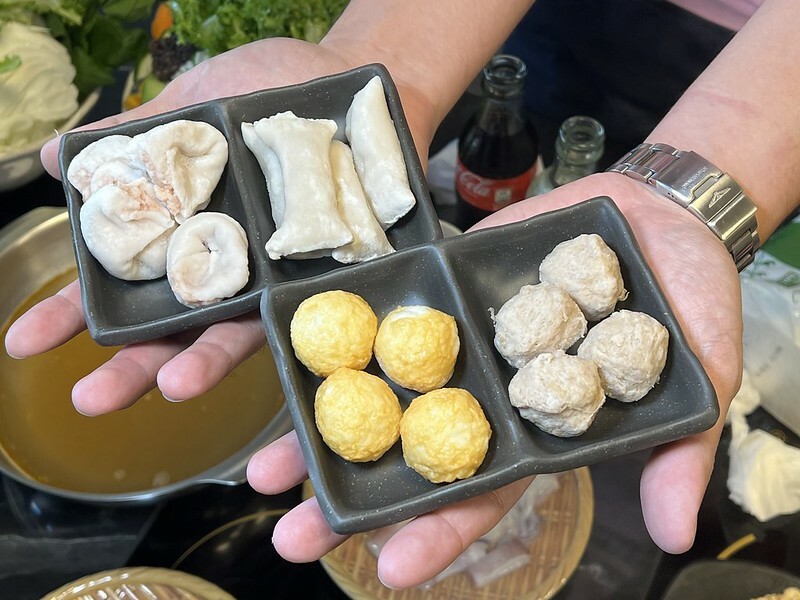 +（楠梓火鍋）禎鍋～招牌沙茶鍋底有夠香！生猛海鮮、新鮮肉品、經典火鍋料通通吃個夠～禎鍋菜單