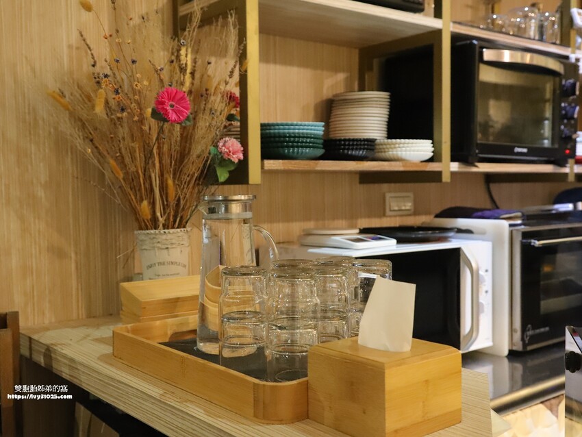 高雄咖啡廳 新銳咖啡高雄鼎中店 與朋友盡情暢談相聚的深夜咖啡廳