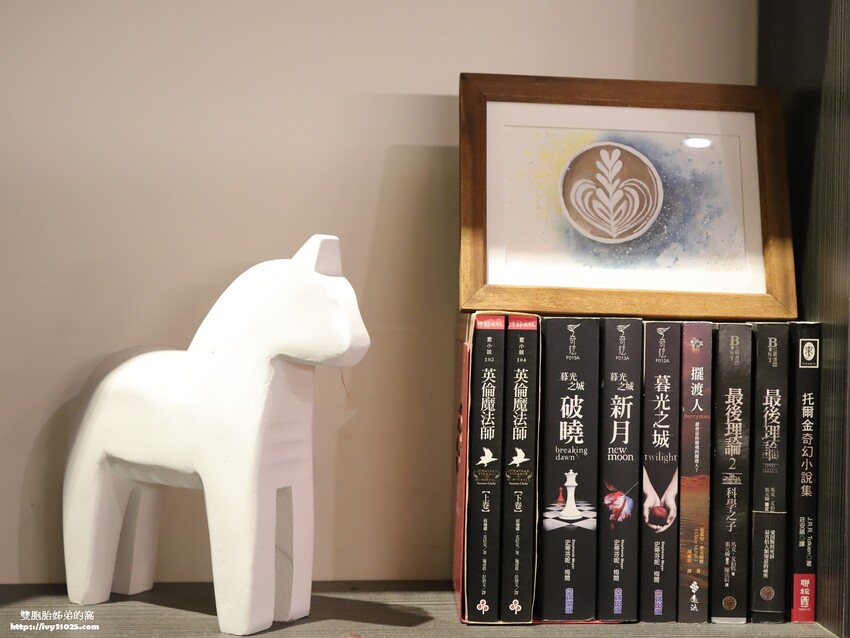 高雄咖啡廳 新銳咖啡高雄鼎中店 與朋友盡情暢談相聚的深夜咖啡廳