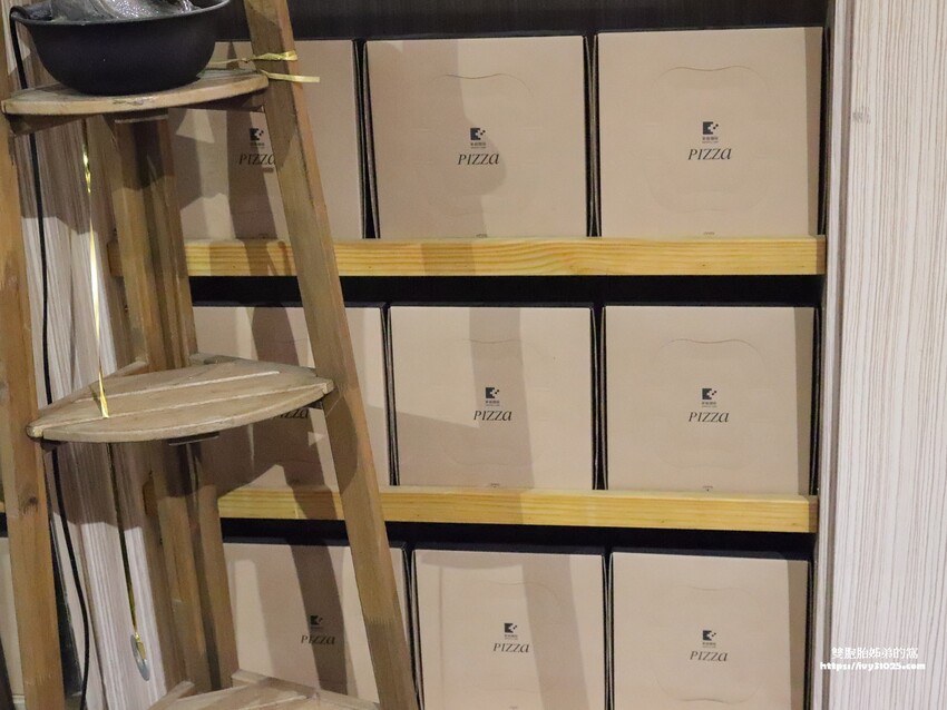 高雄咖啡廳 新銳咖啡高雄鼎中店 與朋友盡情暢談相聚的深夜咖啡廳